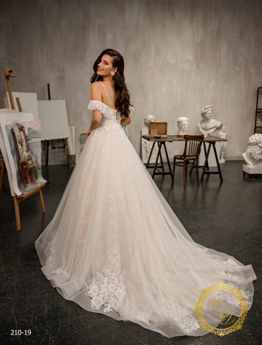 wedding-dress-210-19-3