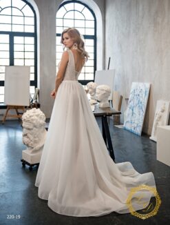 wedding-dress-220-19-3