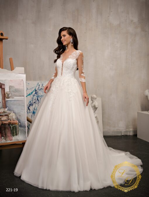 wedding-dress-221-19-1