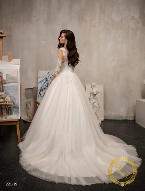 wedding-dress-221-19-3