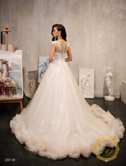 wedding-dress-237-19-3