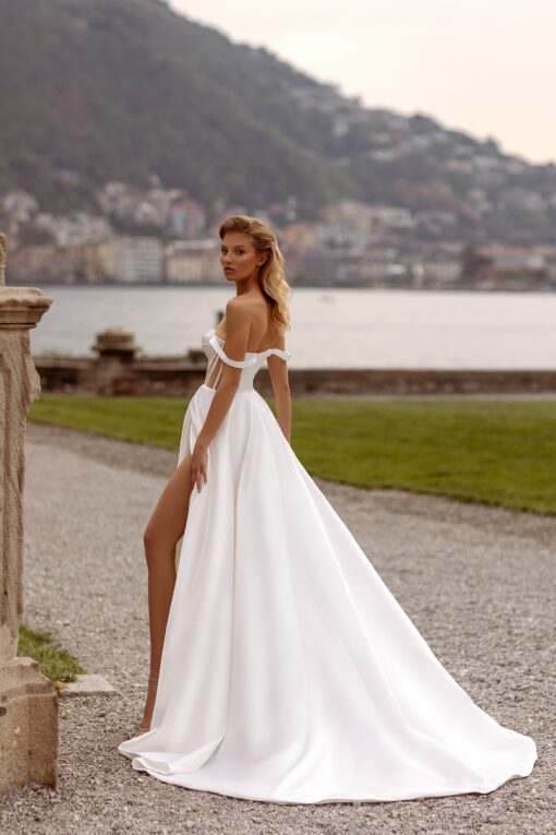 1030-2 Lady Di Bride wedding dress