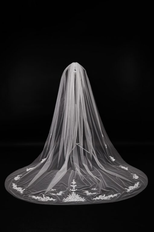 Veil 044-1