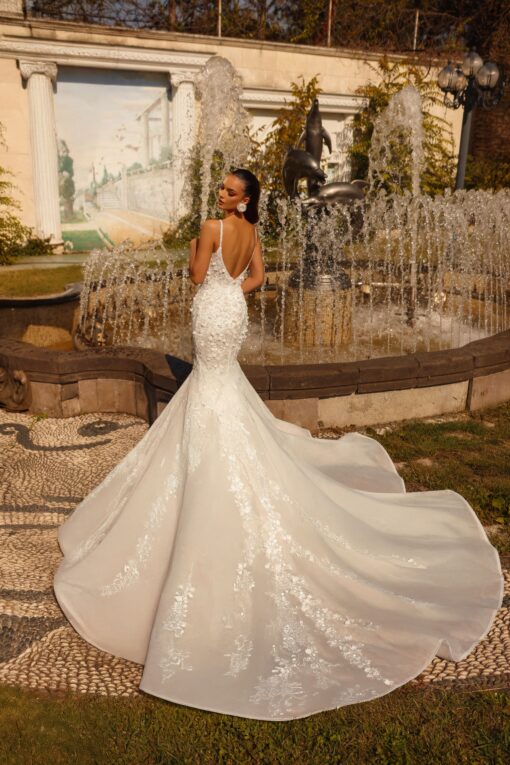 1520-2 Lady Di Bride wedding dress