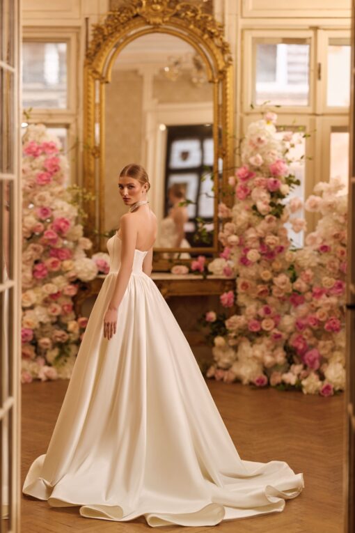 1604-3 Lady Di Bride Wedding Dress