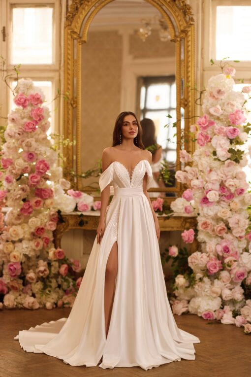 1609-1 Lady Di Bride Wedding Dress