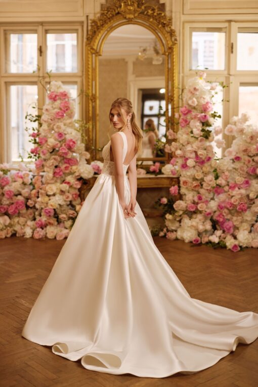 1620-3 Lady Di Bride Wedding Dress