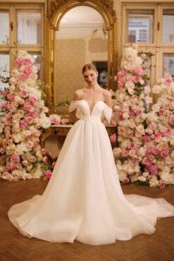 1632-1 Lady Di Bride Wedding Dress