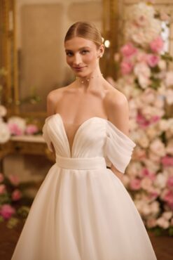 1632-2 Lady Di Bride Wedding Dress