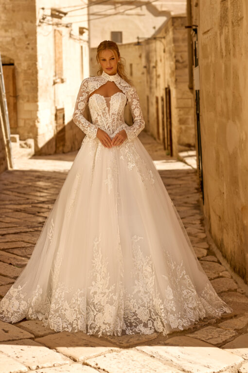 Wedding dress 1768-1