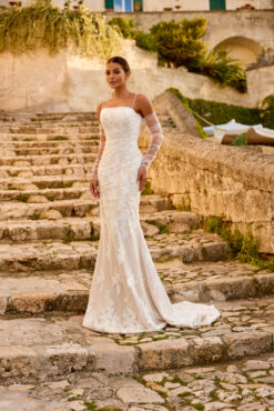 Wedding dress 1786-1
