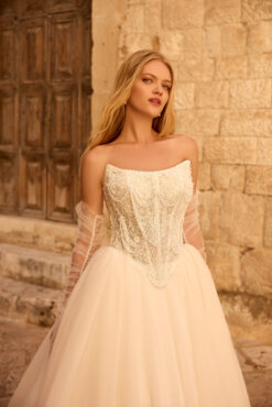 Alternative view of Wedding dress 1958