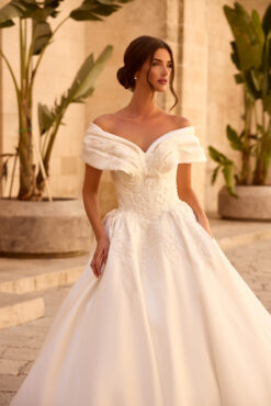 Alternative view of Wedding dress 1960