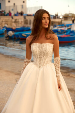 Alternative view of Wedding dress 1985