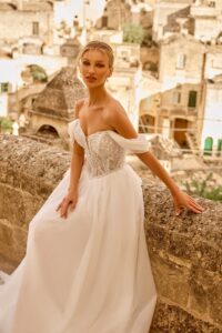 Short wedding dresses wholesale - Lady Di Bride